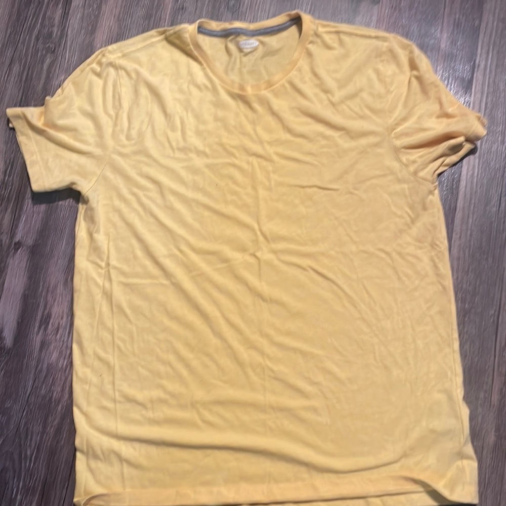 Yellow t